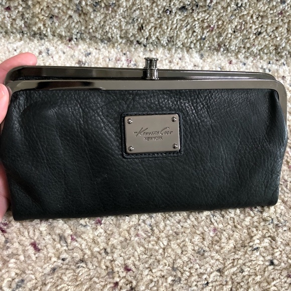Kenneth Cole Black Leather Clutch - Picture 1 of 2
